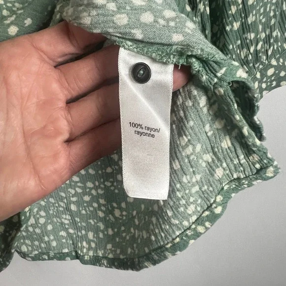 Maurices Shirt Women XS Green White Dot Print V-Neck Smocked Peasant Blouse Boho - Picture 7 of 9